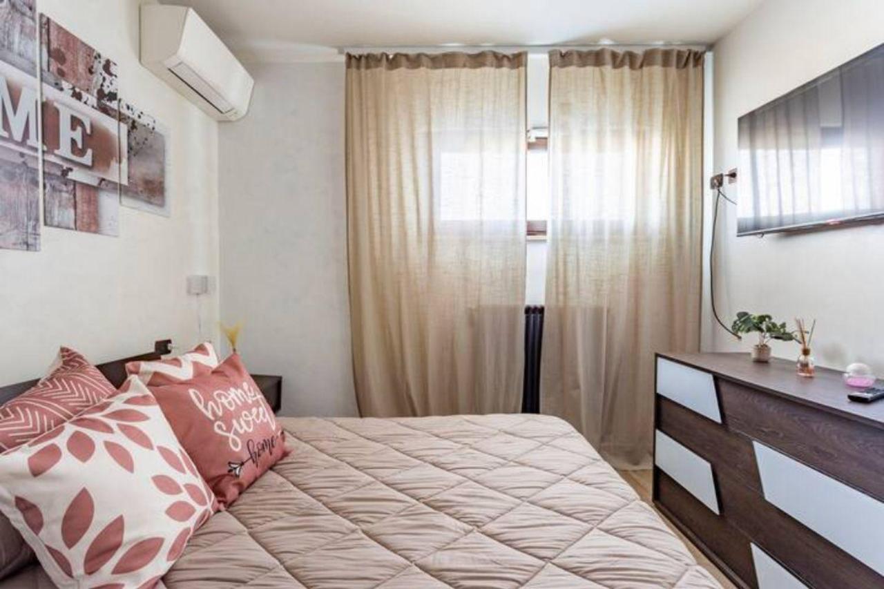 Old Lighthouse - Beach Apartment - Fiumicino Airport Екстериор снимка